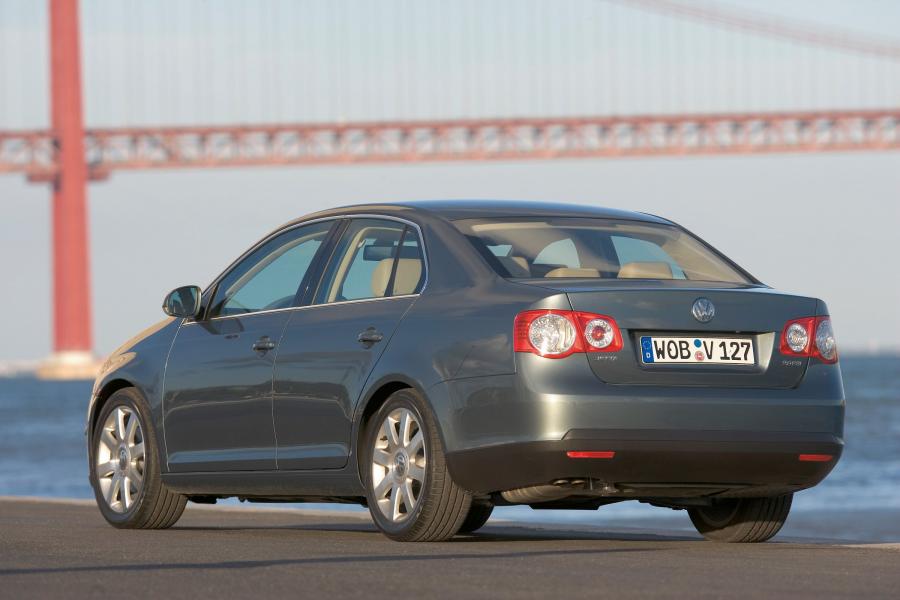  Volkswagen Jetta 2005 года  (фото 67 из 131)